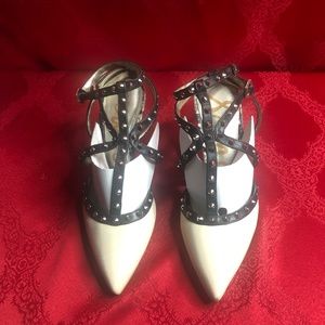 Sam Edelman Pointed Toe Heels.